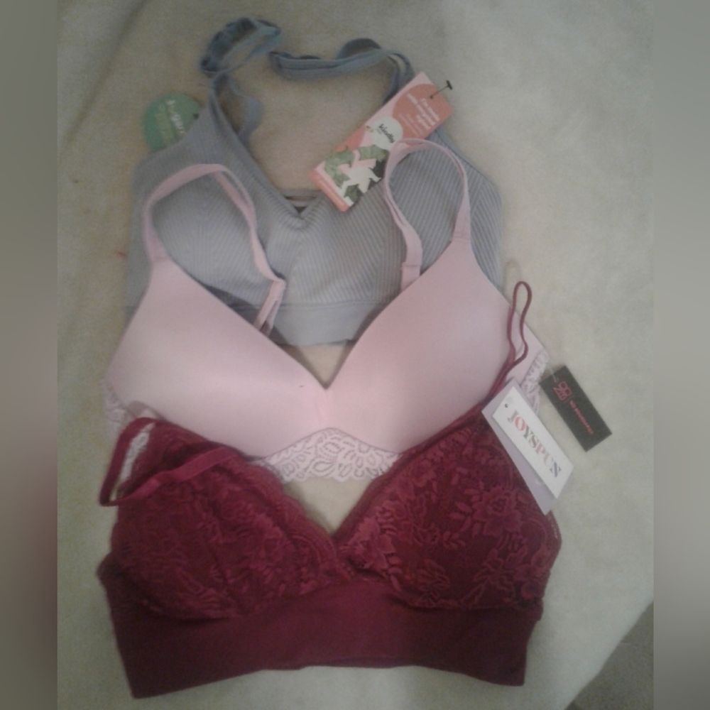 Women's Lace and Smooth Bra Set - Pink, Maroon, Blue